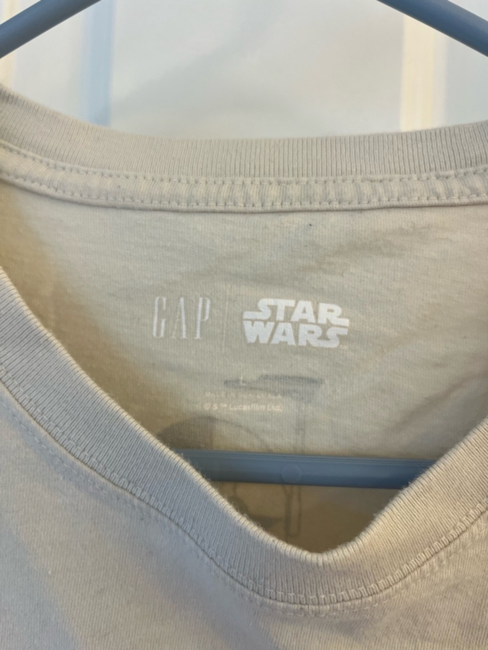 GAP Star Wars Bad Batch Short Sleeve Tee in Light Beige size large - Picture 3 of 6